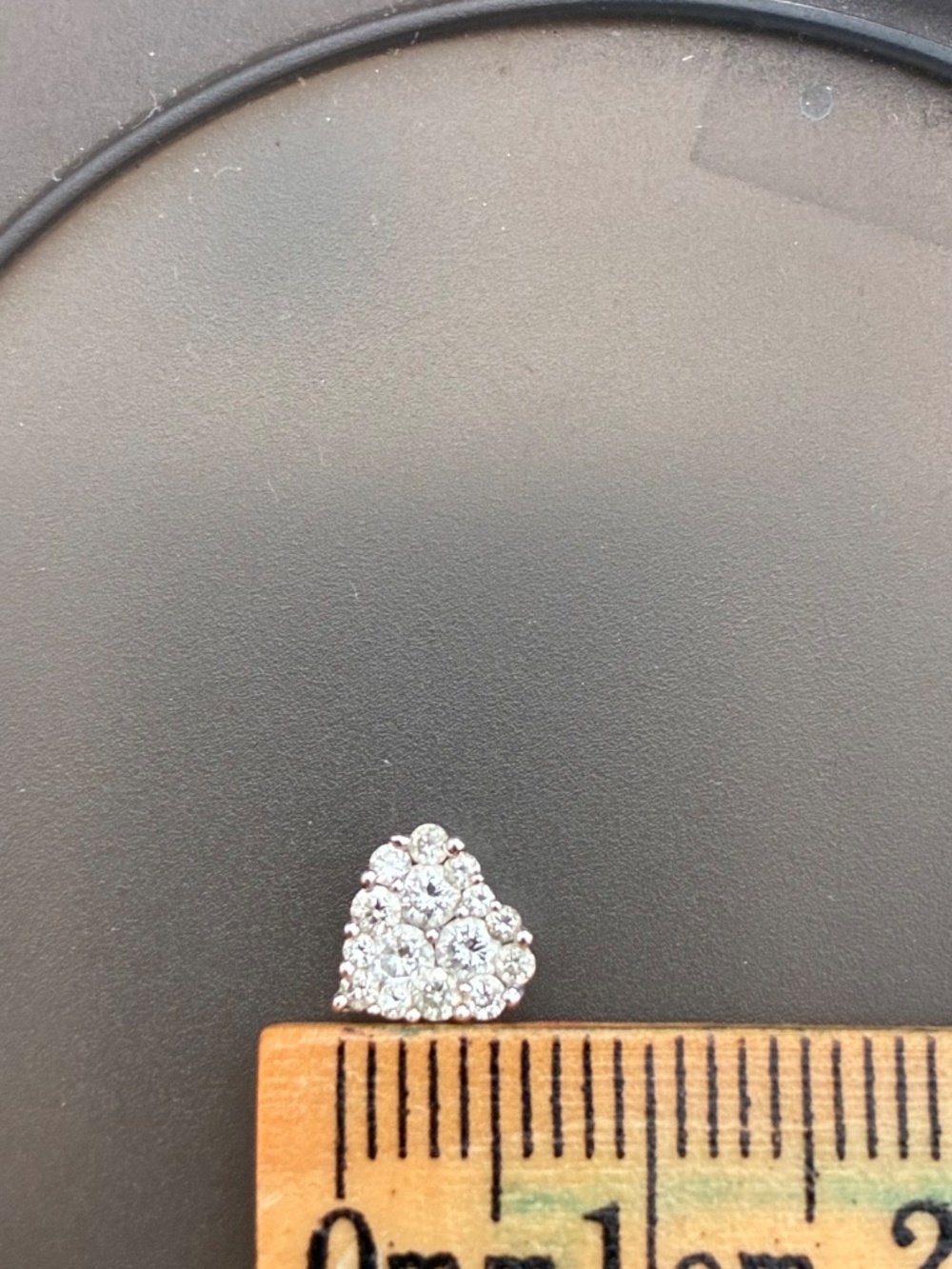 14k white gold diamond Heart shaped  Necklace - Picture 7 of 10